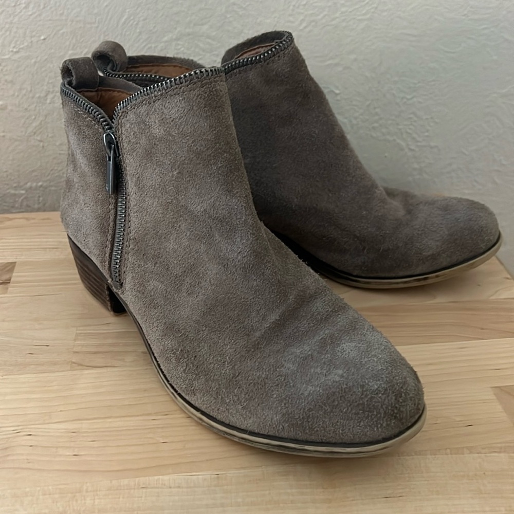 Lucky Brand Boots Bartalino Taupe Suede Ankle Boot Double Zip Women's Size 7.5M